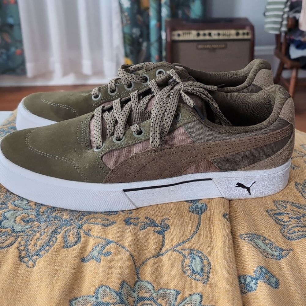 Puma Men's Khaki and Olive Sneakers